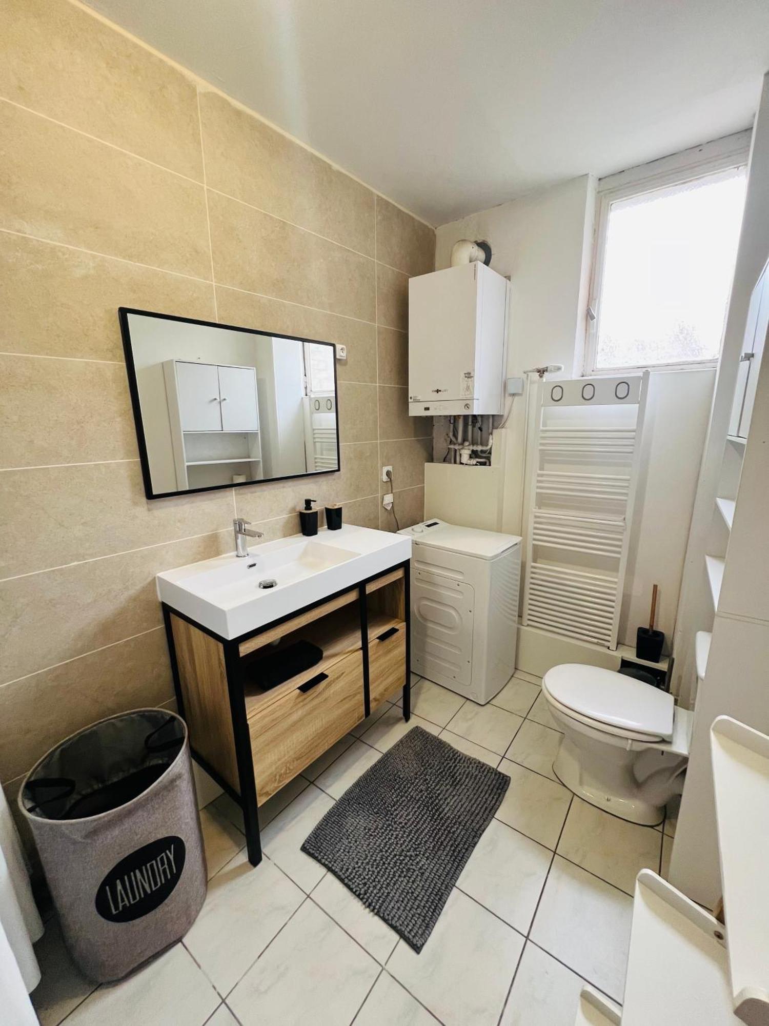 Apt 2 Chic, 60M2, 2 Chambres, Centre Valenciennes Exterior foto